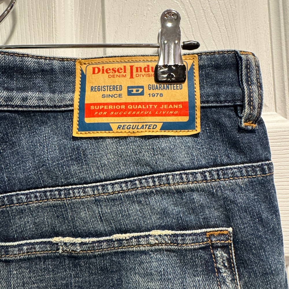 Diesel Jeans - Picture 5 of 12